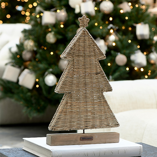 Rustic Rattan Flat Christmas Tree