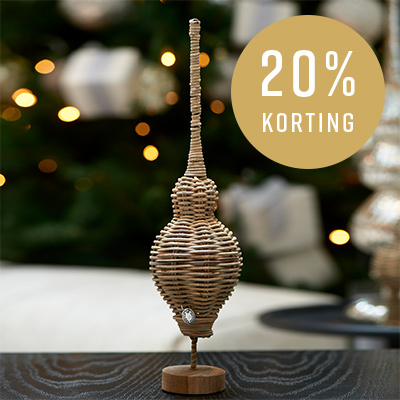 Rustic Rattan Christmas Peak On Stand