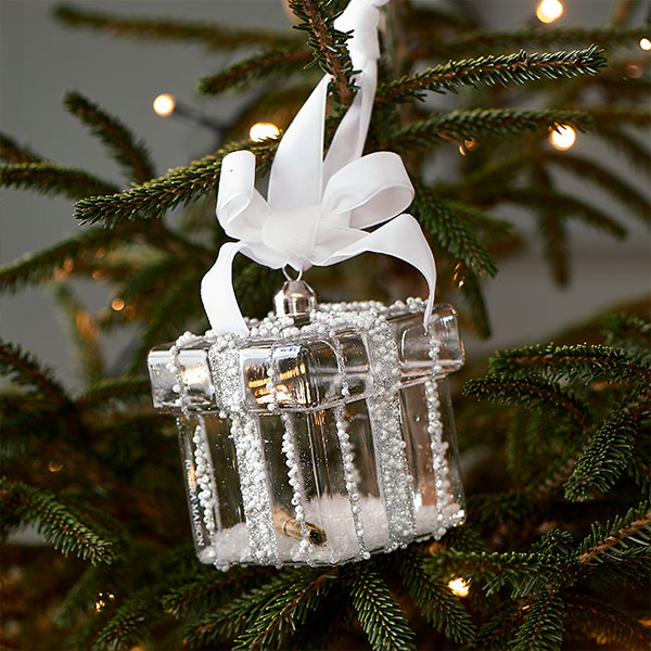 Glitter & Beads Present Ornament Silver