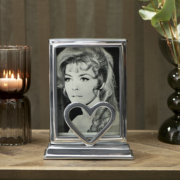 RM Heart Photo Frame 13x18