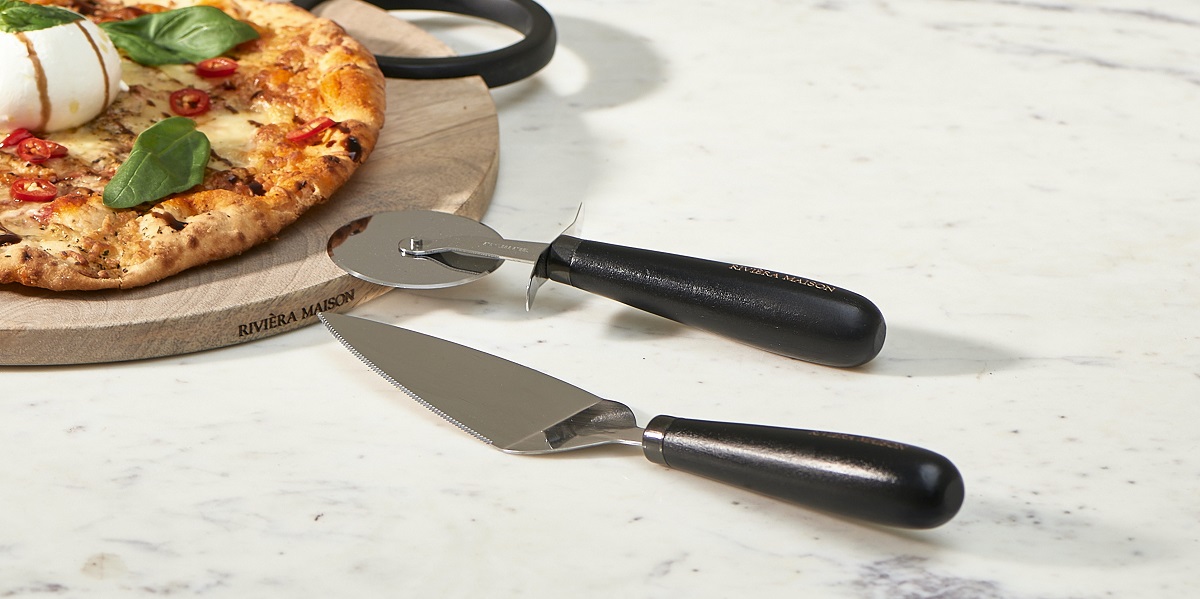 Giveaway: Pizza Lovers Serving Set